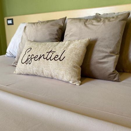 Nemis Apartments In The Centre Of Tirana Four Free Parking Luaran gambar