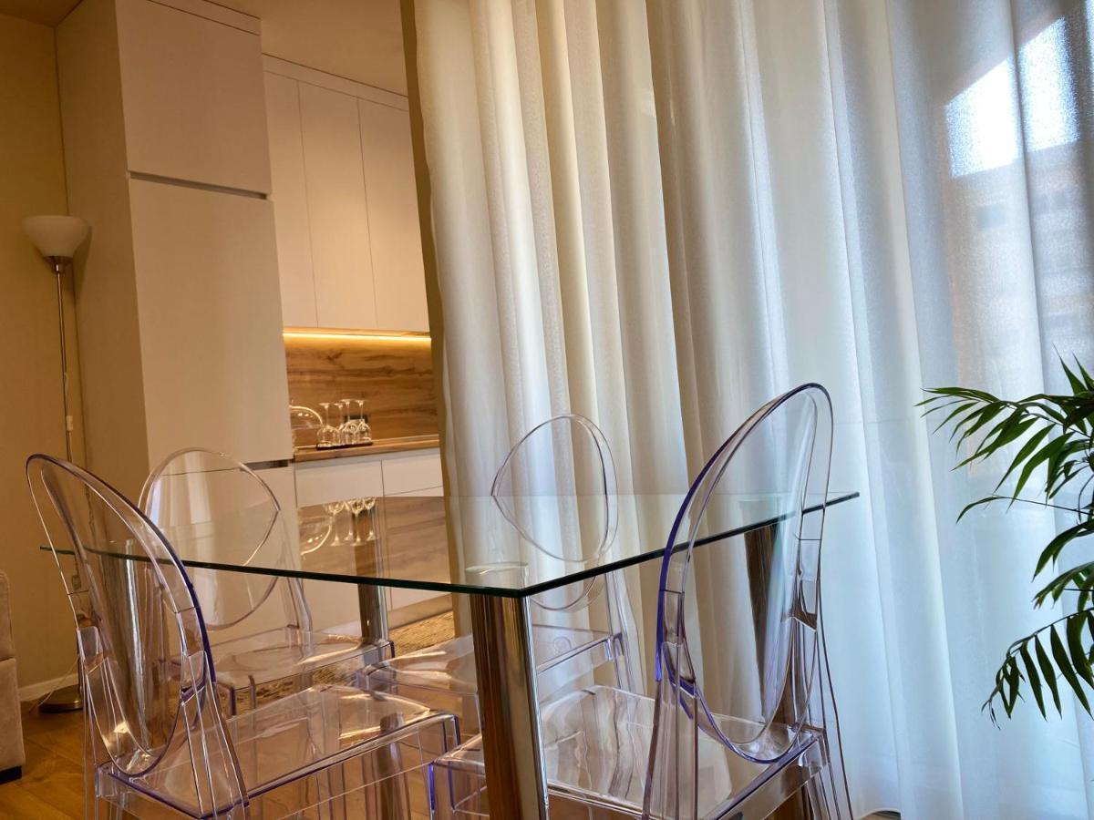 Nemis Apartments In The Centre Of Tirana Four Free Parking Luaran gambar