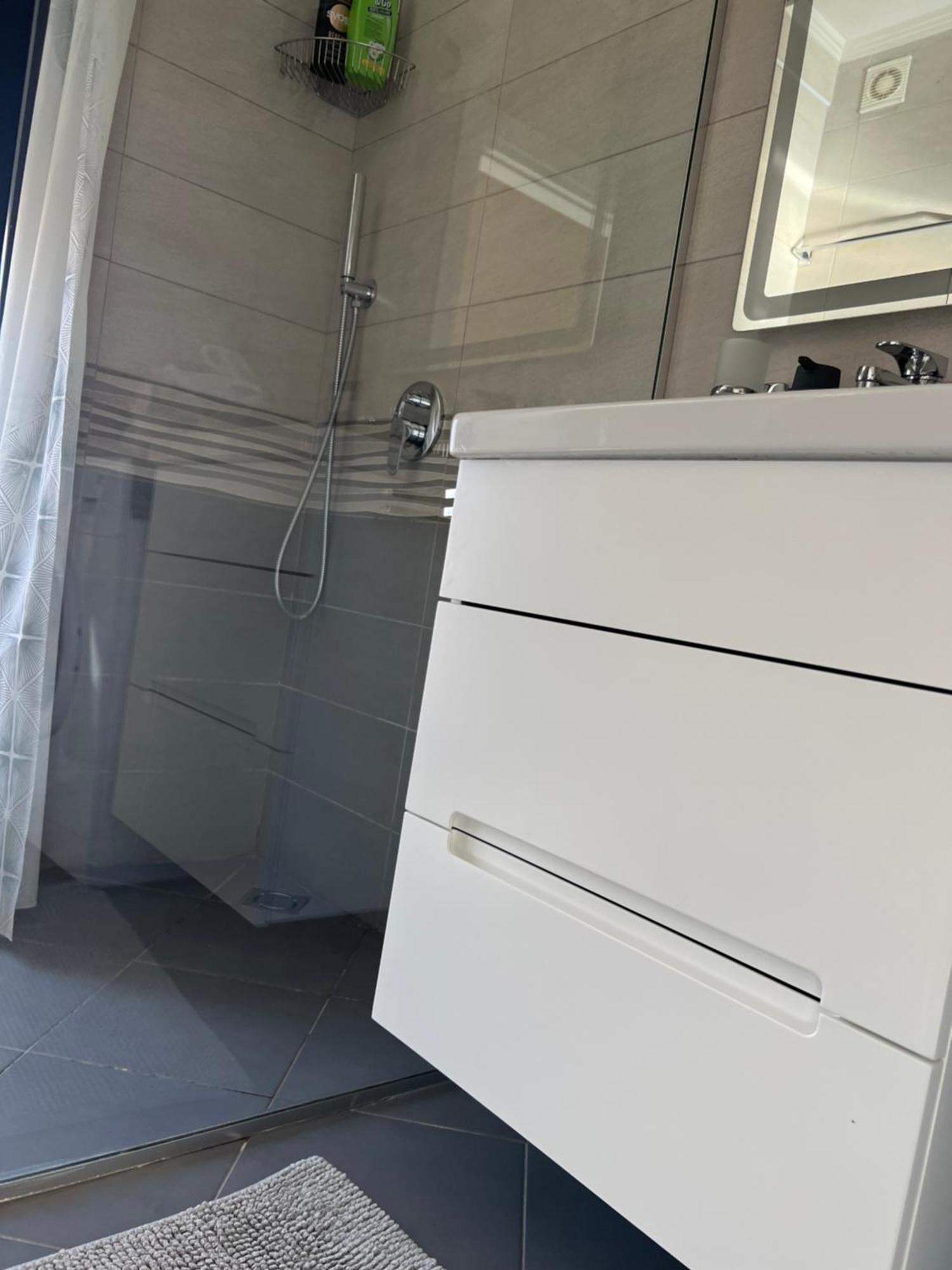 Nemis Apartments In The Centre Of Tirana Four Free Parking Luaran gambar