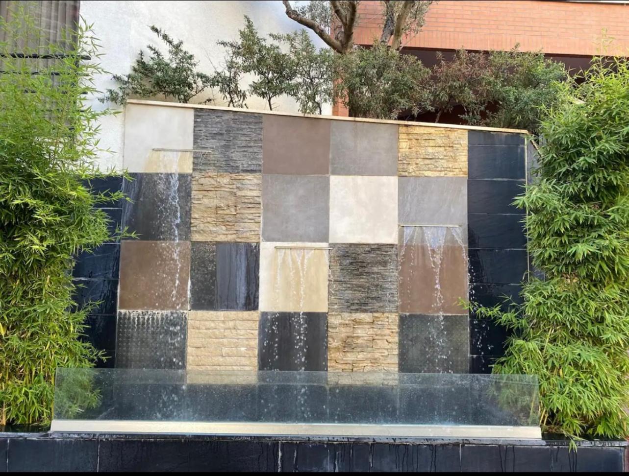 Nemis Apartments In The Centre Of Tirana Four Free Parking Luaran gambar