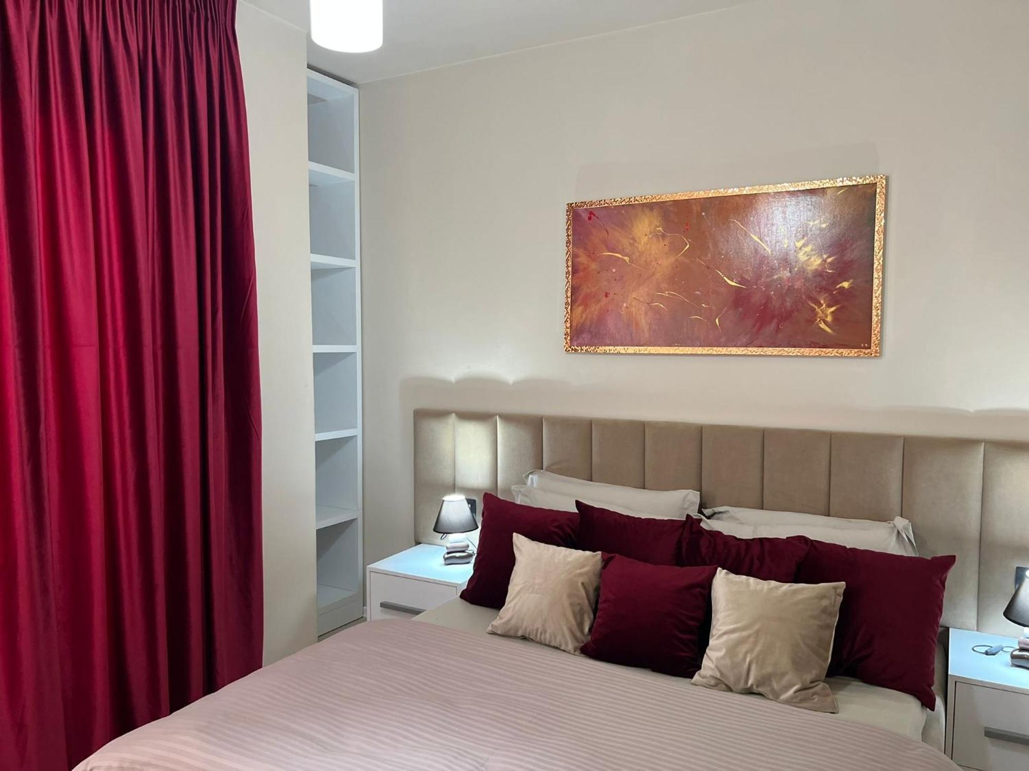 Nemis Apartments In The Centre Of Tirana Four Free Parking Luaran gambar