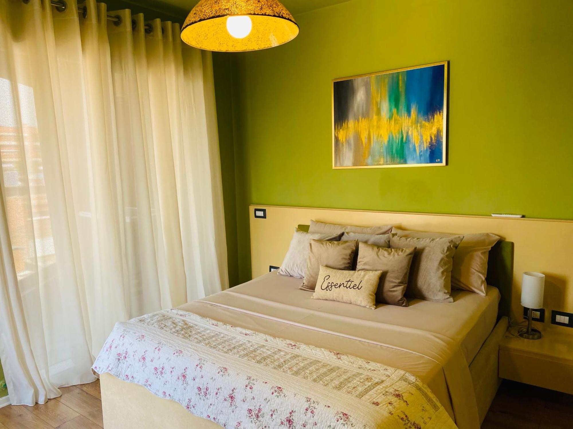 Nemis Apartments In The Centre Of Tirana Four Free Parking Luaran gambar